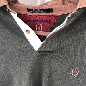 Tommy Hilfiger Shirts - Old school Olive green Tommy Hilfiger long sleeve Tommy Hilfiger Shirts - Old school Olive green Tommy Hilfiger long sleeve